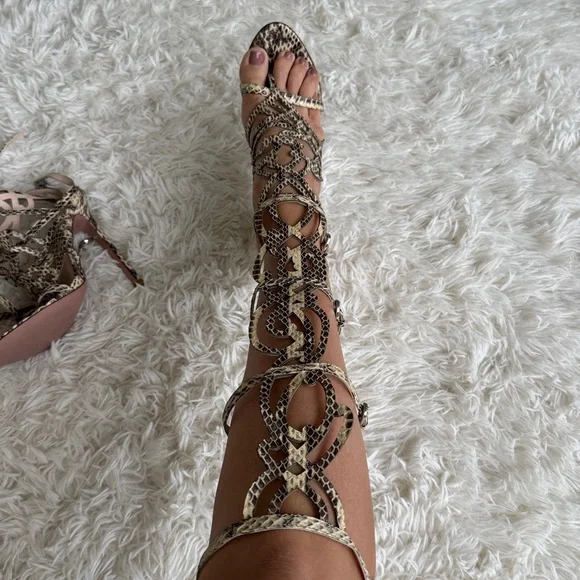 Elie Tahari Gladiator Python Knee High Lace-Up Sandals - one of a kind - NEW 💫 - Picture 7 of 12